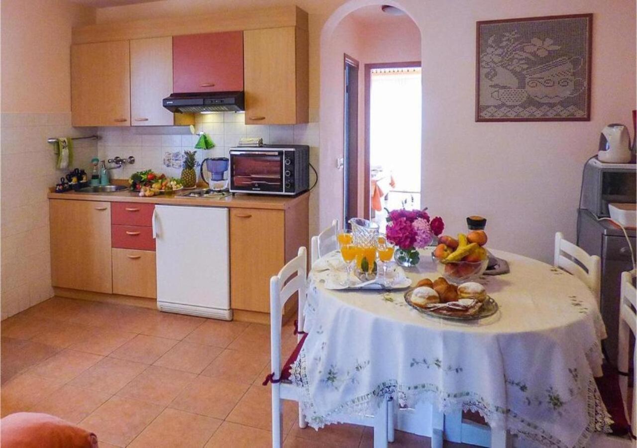 Adria Vrsar Apartment Bagian luar foto