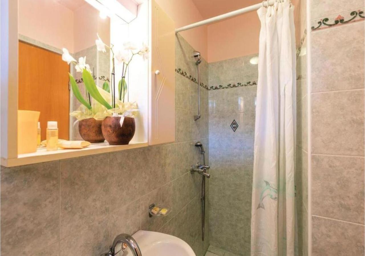 Adria Vrsar Apartment Bagian luar foto