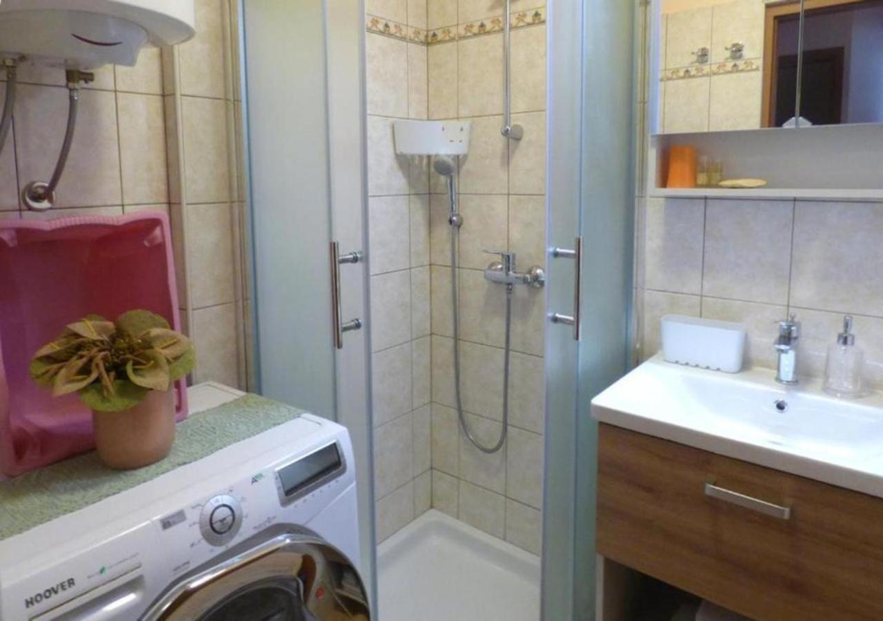 Adria Vrsar Apartment Bagian luar foto